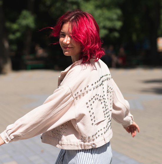 Fashion Colour Highlights in Perth